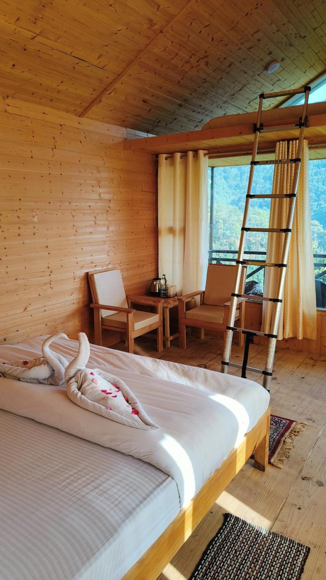 The Sunbird Retreat Resort Нейнитал Екстериор снимка
