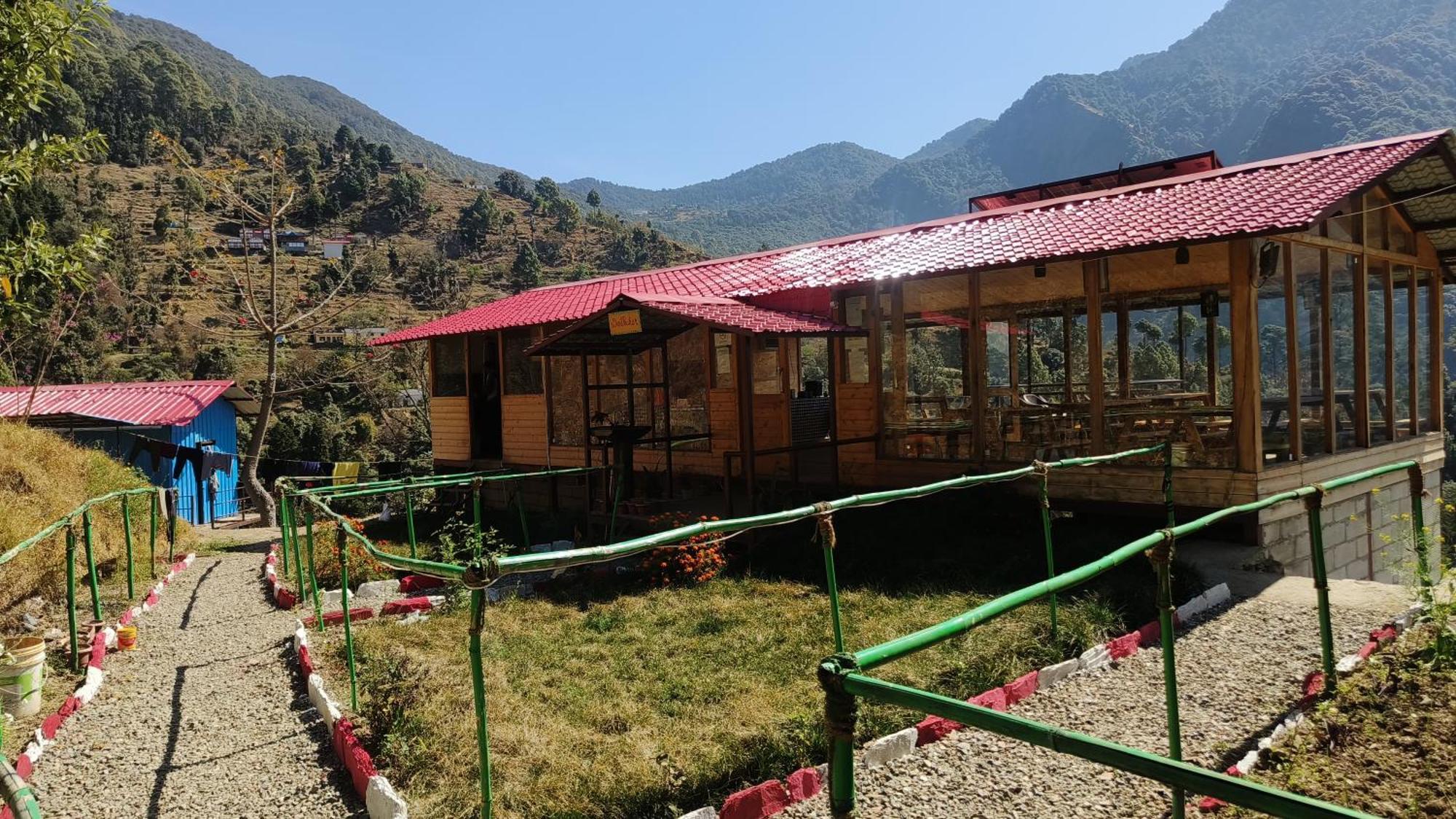 The Sunbird Retreat Resort Нейнитал Екстериор снимка